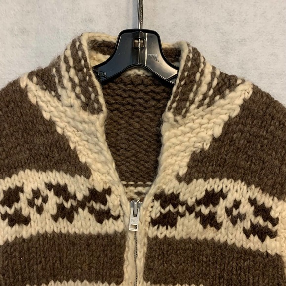 Canadian Sweater Company 100% Wool Eagle Vest - Picture 3 of 11